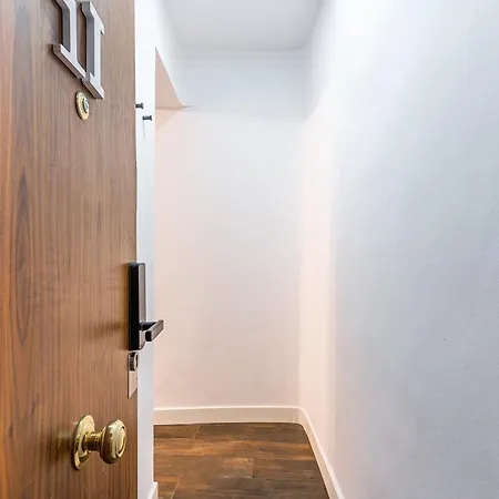 Vr Estudios Apartments Madrid Esterno foto