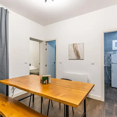 Vr Estudios Apartments Madrid Esterno foto
